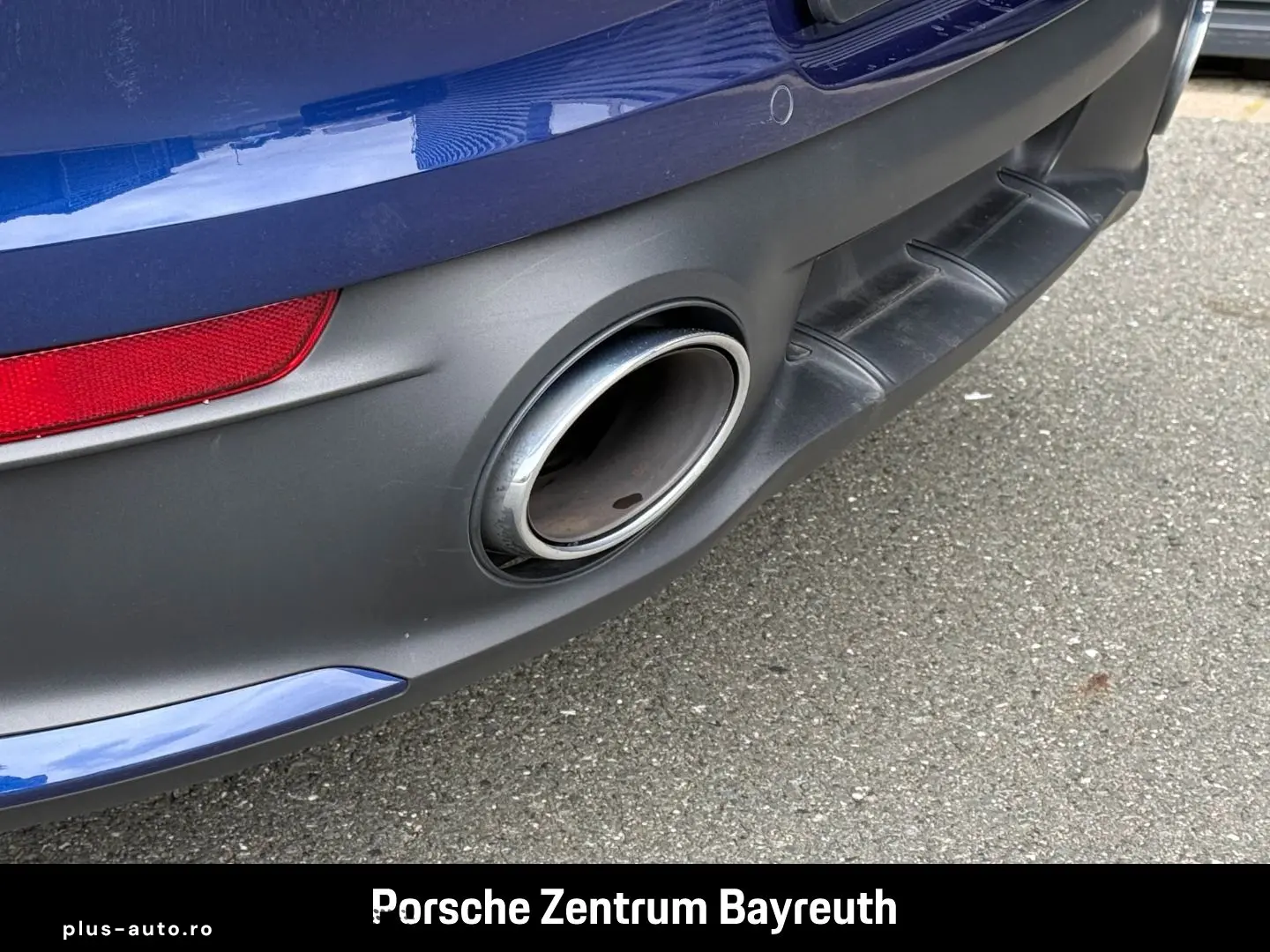 PORSCHE 992 Carrera 4 S  Sportabgas LED Sport Chrono