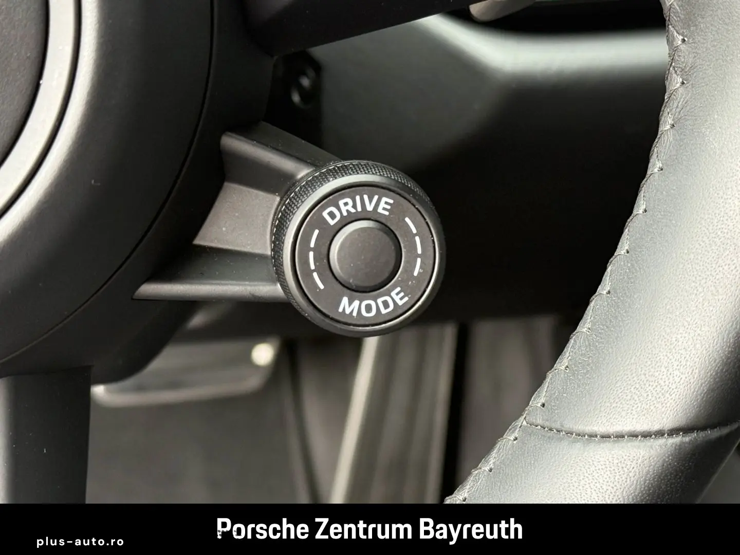 PORSCHE 992 Carrera 4 S  Sportabgas LED Sport Chrono