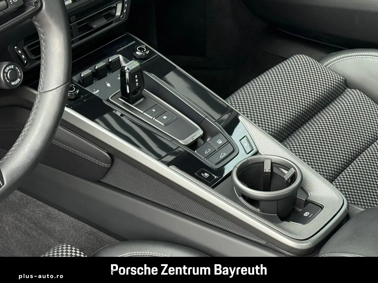 PORSCHE 992 Carrera 4 S  Sportabgas LED Sport Chrono