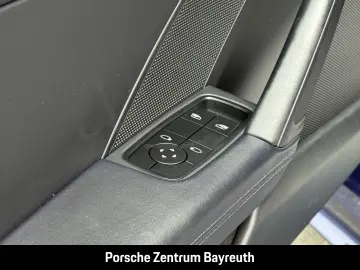 PORSCHE 992 Carrera 4 S  Sportabgas LED Sport Chrono