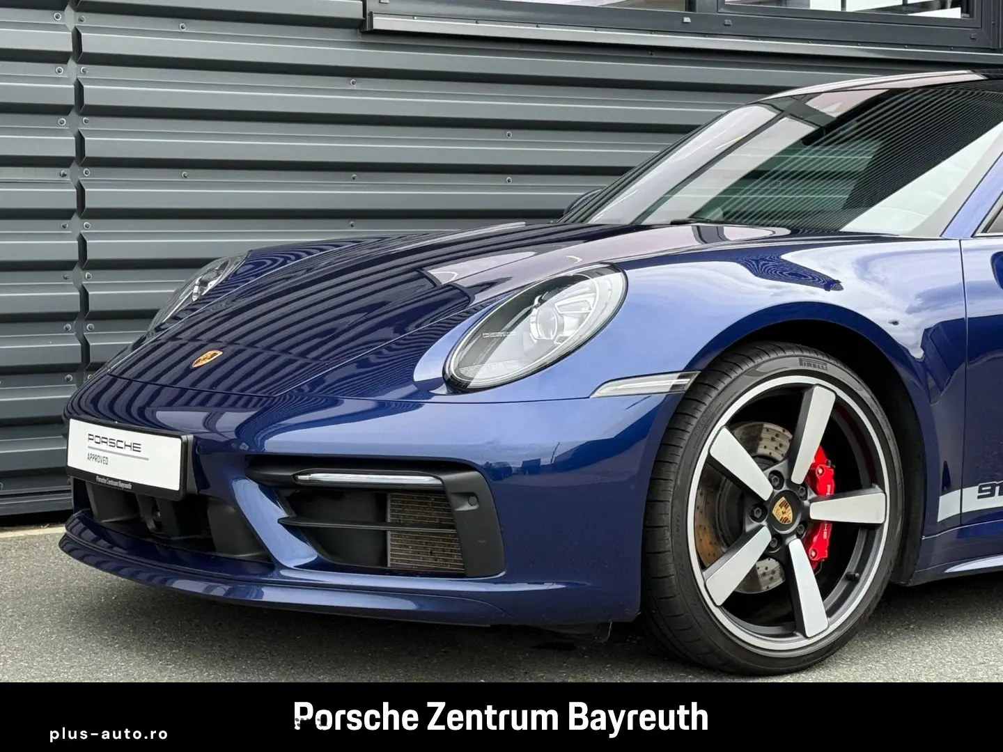 PORSCHE 992 Carrera 4 S  Sportabgas LED Sport Chrono