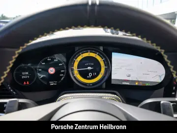 PORSCHE 992 911 Carrera 4 GTS Cabrio Burmester InnoDrive