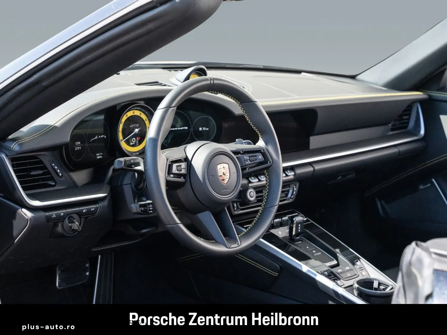 PORSCHE 992 911 Carrera 4 GTS Cabrio Burmester InnoDrive