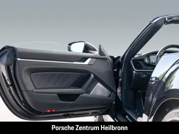 PORSCHE 992 911 Carrera 4 GTS Cabrio Burmester InnoDrive