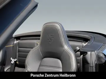 PORSCHE 992 911 Carrera 4 GTS Cabrio Burmester InnoDrive