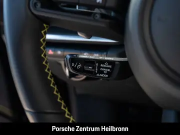 PORSCHE 992 911 Carrera 4 GTS Cabrio Burmester InnoDrive