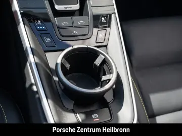 PORSCHE 992 911 Carrera 4 GTS Cabrio Burmester InnoDrive