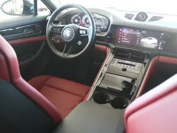 Porsche Panamera MJ 25 SportChrono Panorama