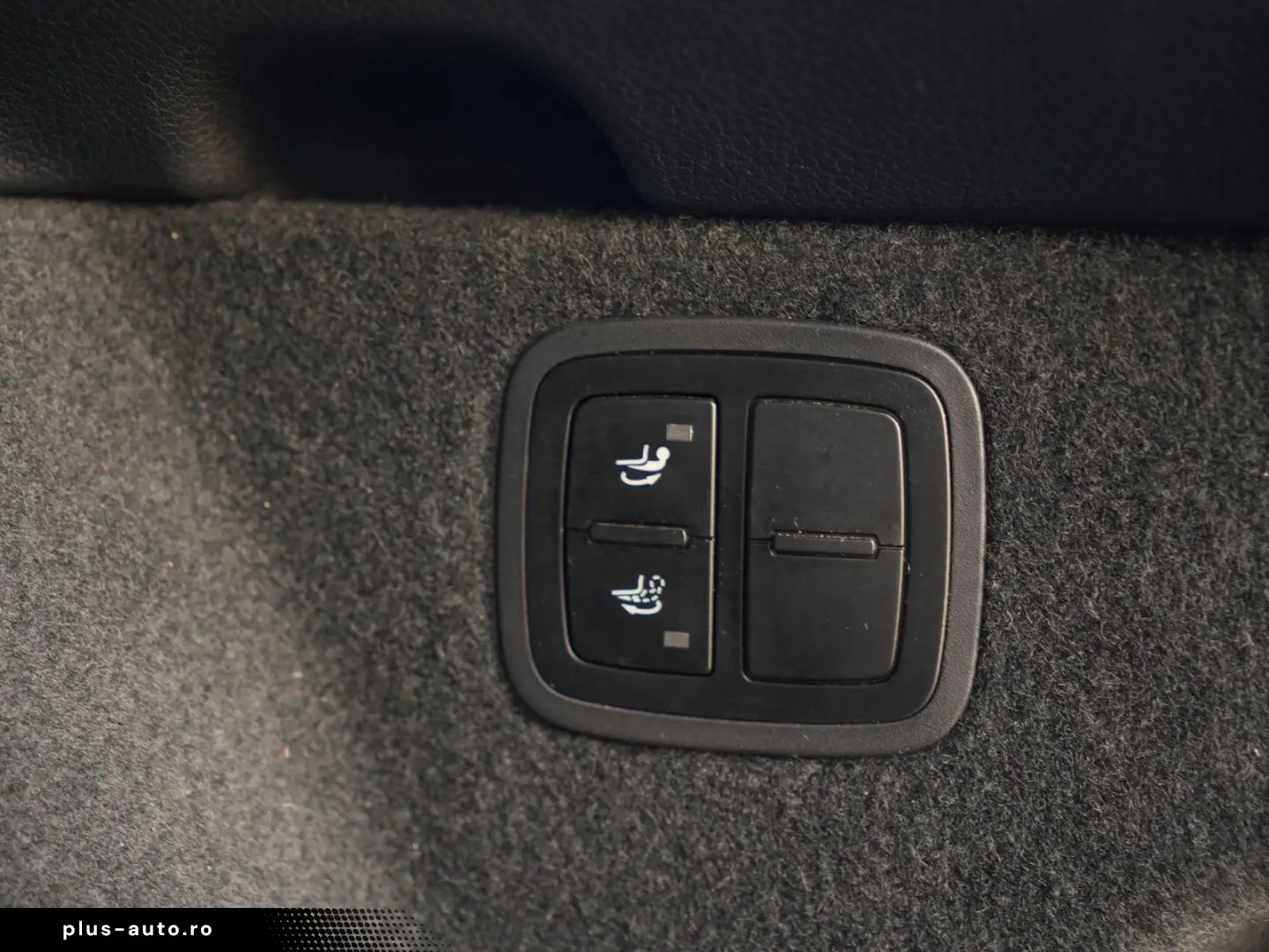 PORSCHE MACAN PANO-SPORTSITZE-BOSE-AHK-360CAM-LED-20 S