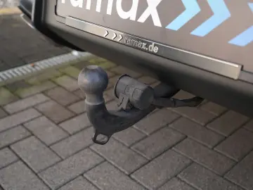 PORSCHE MACAN PANO-SPORTSITZE-BOSE-AHK-360CAM-LED-20 S