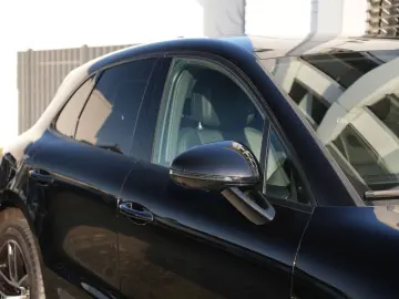 PORSCHE MACAN PANO-SPORTSITZE-BOSE-AHK-360CAM-LED-20 S