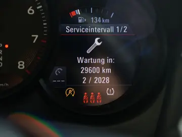 PORSCHE MACAN PANO-SPORTSITZE-BOSE-AHK-360CAM-LED-20 S