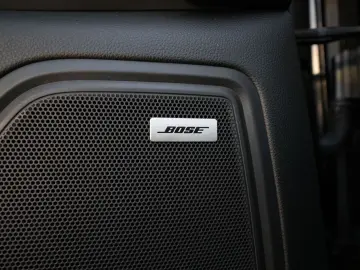 PORSCHE MACAN PANO-SPORTSITZE-BOSE-AHK-360CAM-LED-20 S