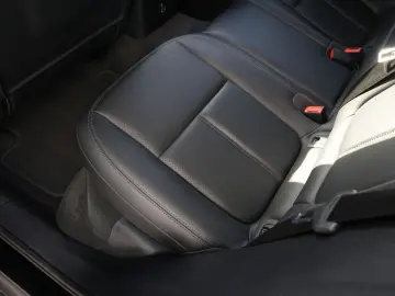 PORSCHE MACAN PANO-SPORTSITZE-BOSE-AHK-360CAM-LED-20 S