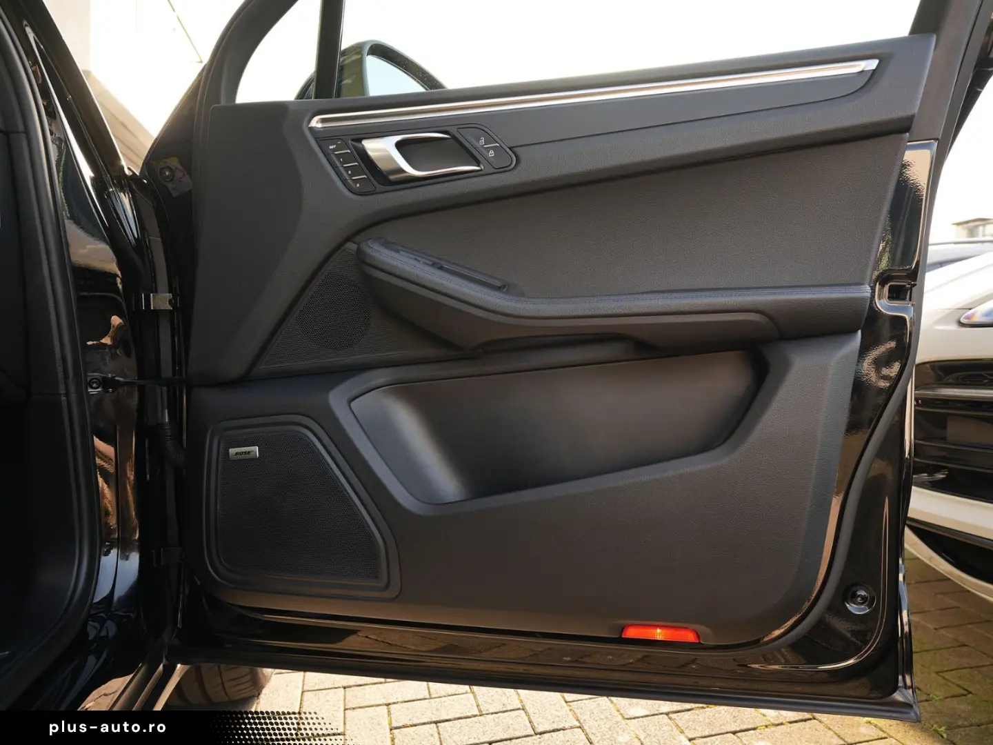 PORSCHE MACAN PANO-SPORTSITZE-BOSE-AHK-360CAM-LED-20 S