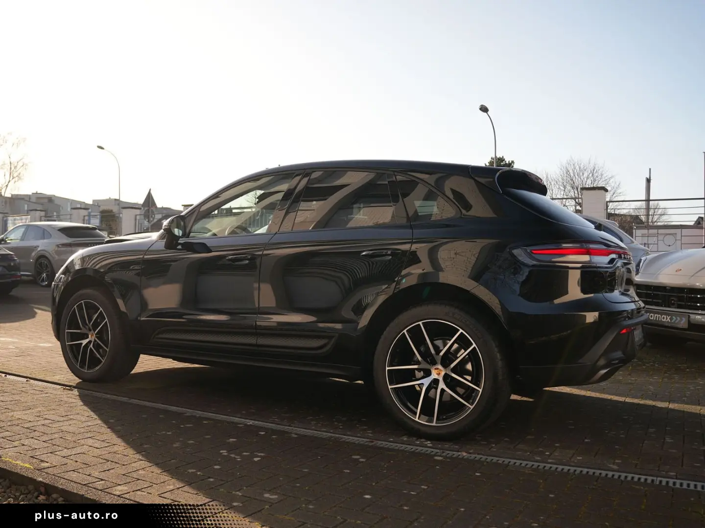 PORSCHE MACAN PANO-SPORTSITZE-BOSE-AHK-360CAM-LED-20 S