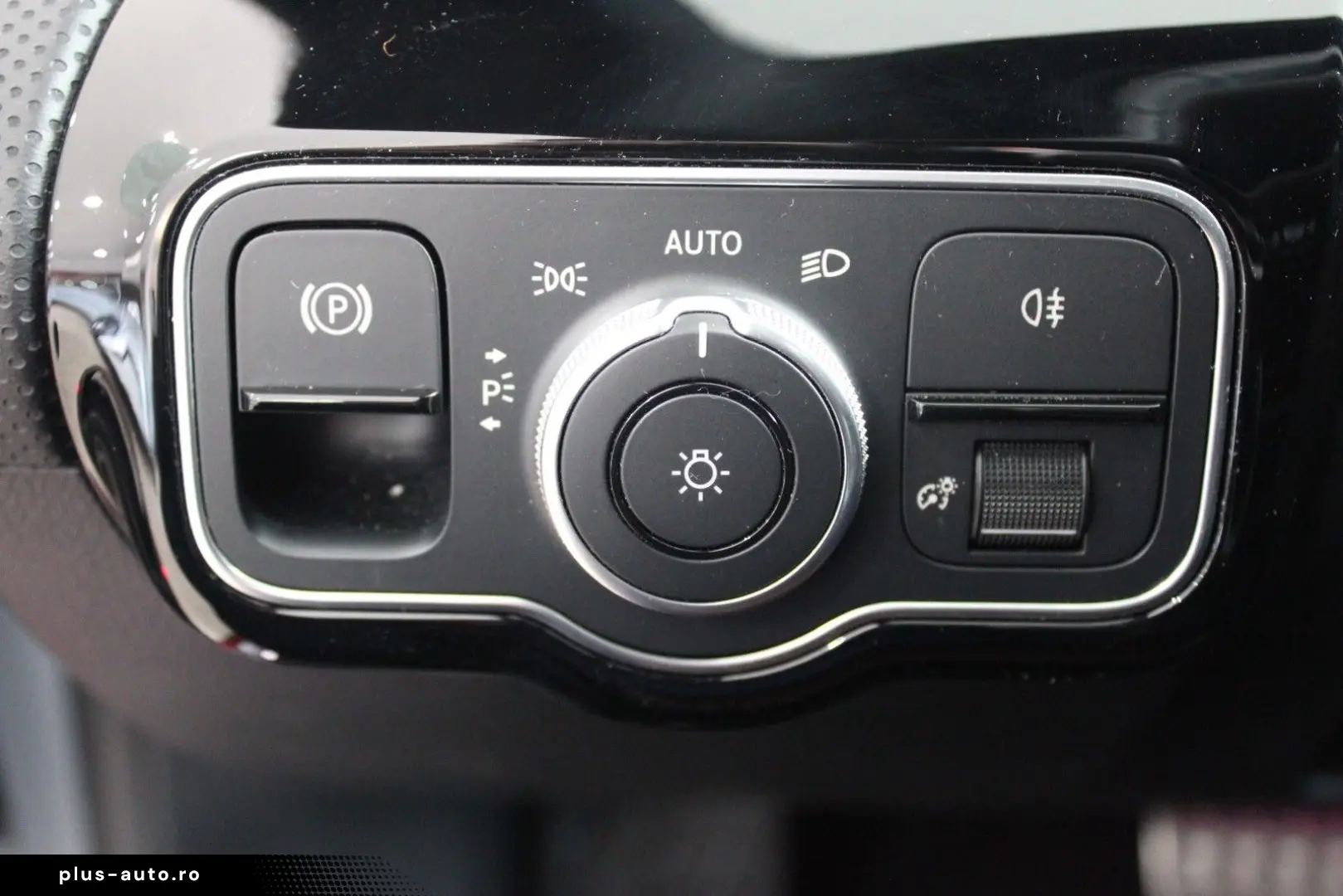 MERCEDES-BENZ CLA 200 7G-DCT AMG Line