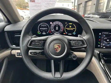 Porsche Panamera 4 PDK !kein Hybrid!