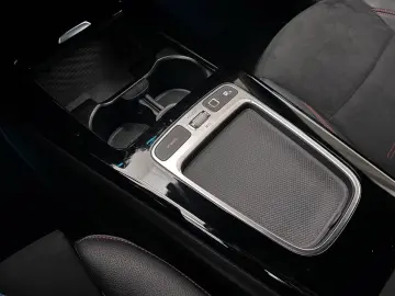 MERCEDES-BENZ CLA200 AMG Line Night-Edition Sonderau&hellip;