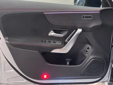 MERCEDES-BENZ CLA200 AMG Line Night-Edition Sonderau&hellip;