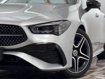 MERCEDES-BENZ CLA200 AMG Line Night-Edition Sonderau&hellip;