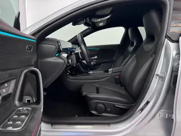 MERCEDES-BENZ CLA200 AMG Line Night-Edition Sonderau&hellip;