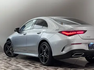 MERCEDES-BENZ CLA200 AMG Line Night-Edition Sonderau&hellip;