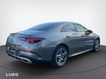 MERCEDES-BENZ CLA 200 AMG RÜCKFKAM LED LENKRHZG AMBIENTE