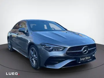 MERCEDES-BENZ CLA 200 AMG RÜCKFKAM LED LENKRHZG AMBIENTE