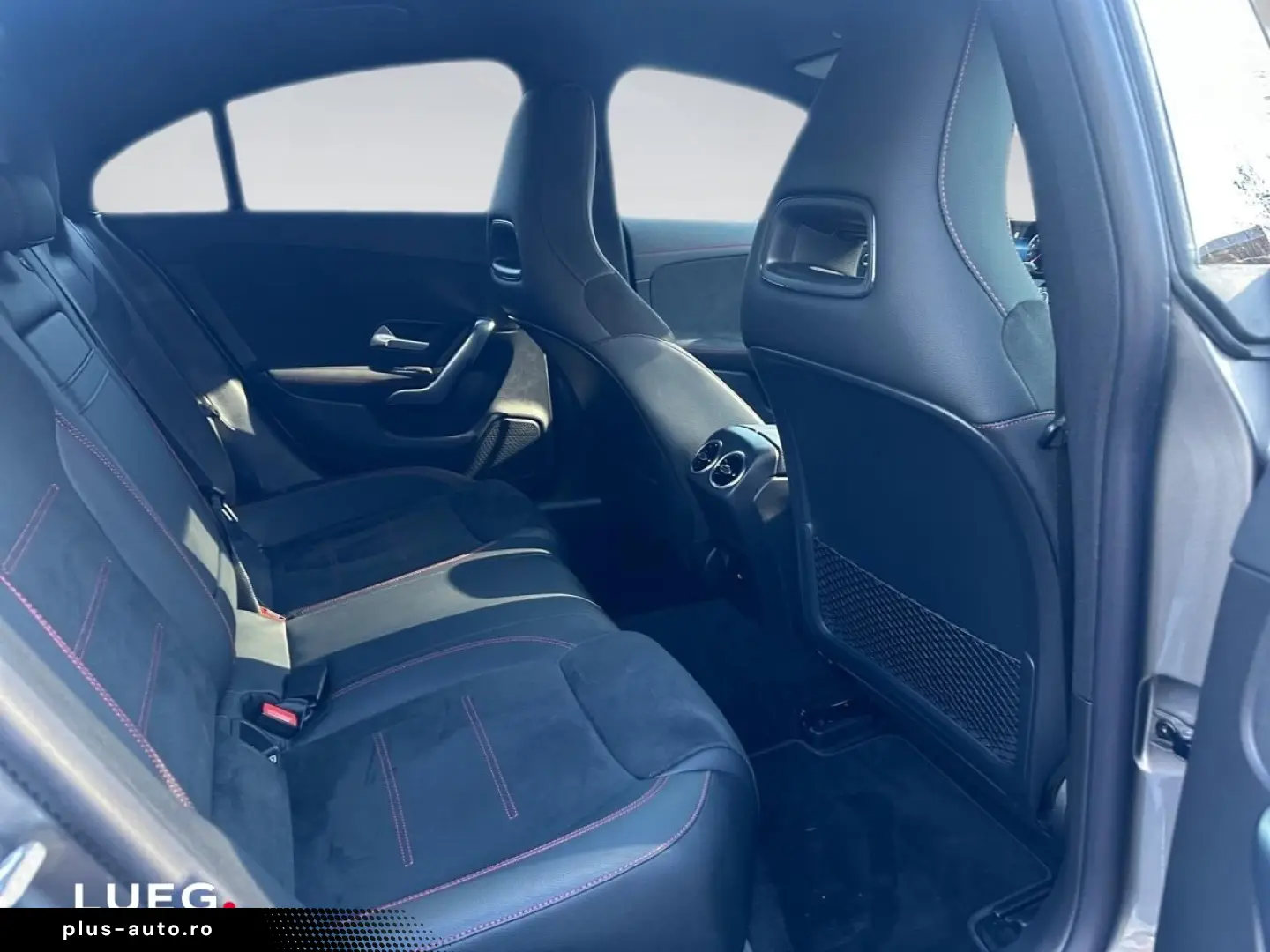 MERCEDES-BENZ CLA 200 AMG RÜCKFKAM LED LENKRHZG AMBIENTE