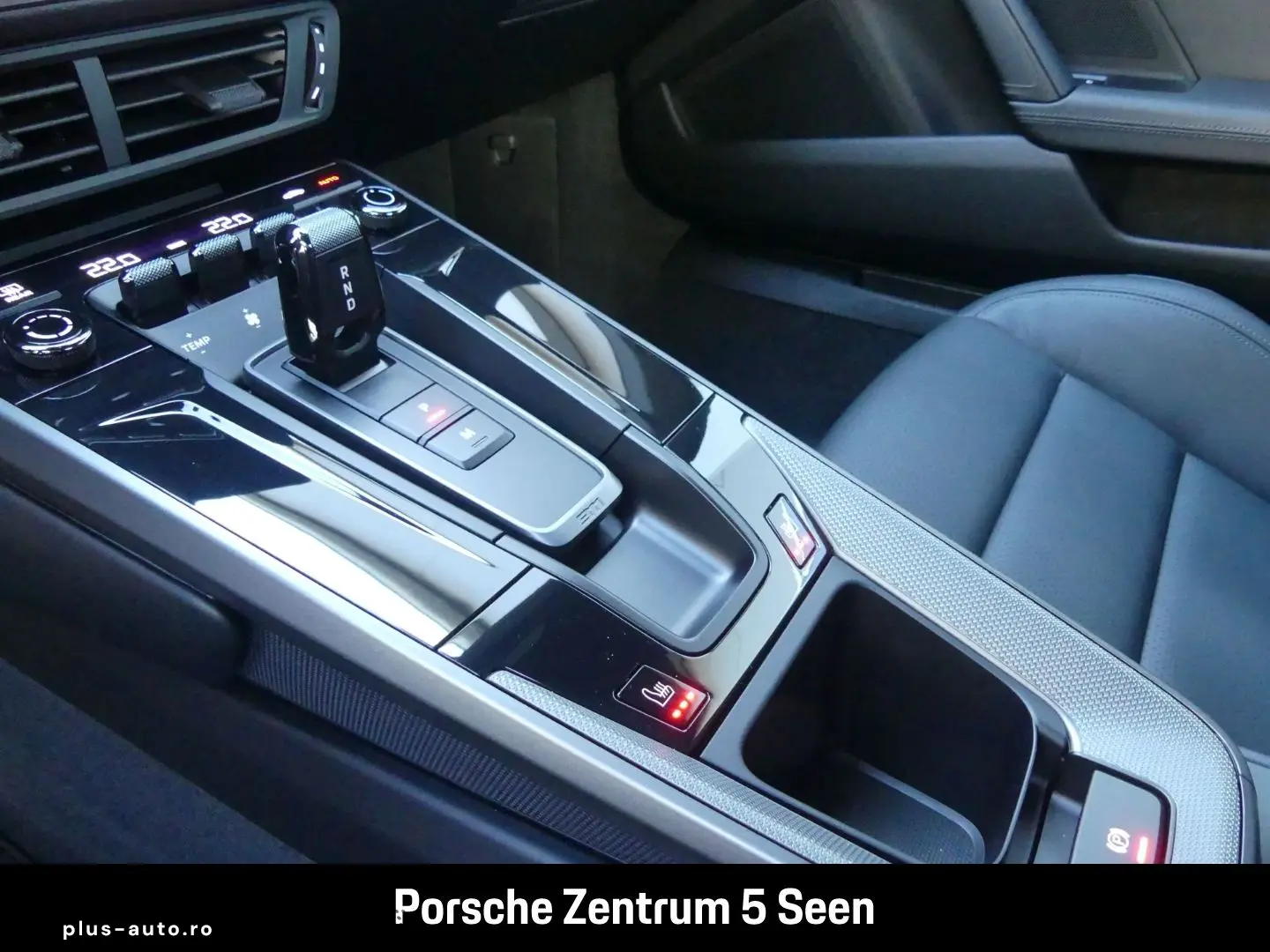 PORSCHE 992 II Carrera  CHRONO  SAGA  SPORTSITZE    84L