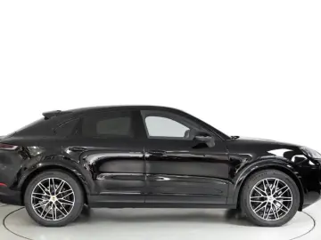 PORSCHE Cayenne E-Hybrid Coupé