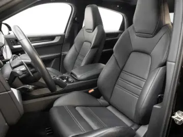 PORSCHE Cayenne E-Hybrid Coupé