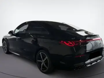 Mercedes-Benz CLA 200 Nighttime Automatic Dynamic Light