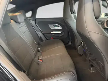 Mercedes-Benz CLA 200 Nighttime Automatic Dynamic Light