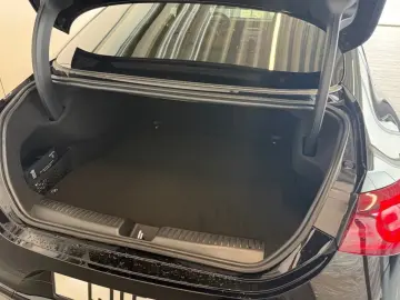 Mercedes-Benz CLA 200 Nighttime Automatic Dynamic Light