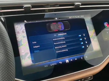 MERCEDES-BENZ E 220 CDI AMG Line Premium_SuperScreen&hellip;