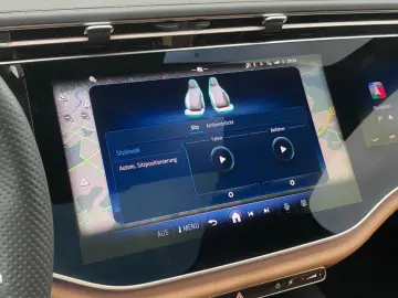 MERCEDES-BENZ E 220 CDI AMG Line Premium_SuperScreen&hellip;