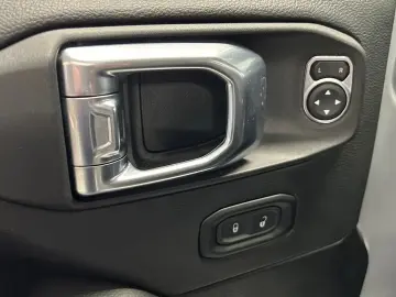 JEEP Wrangler Sahara 3.0 ECODIESEL