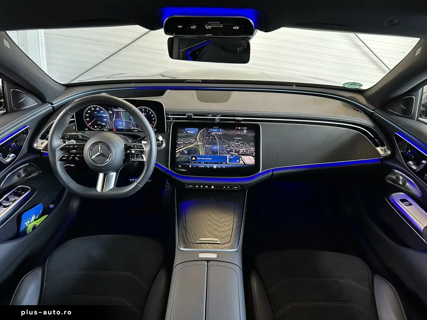 MERCEDES-BENZ E 300 de 4M AMG Premium Pano HUDD