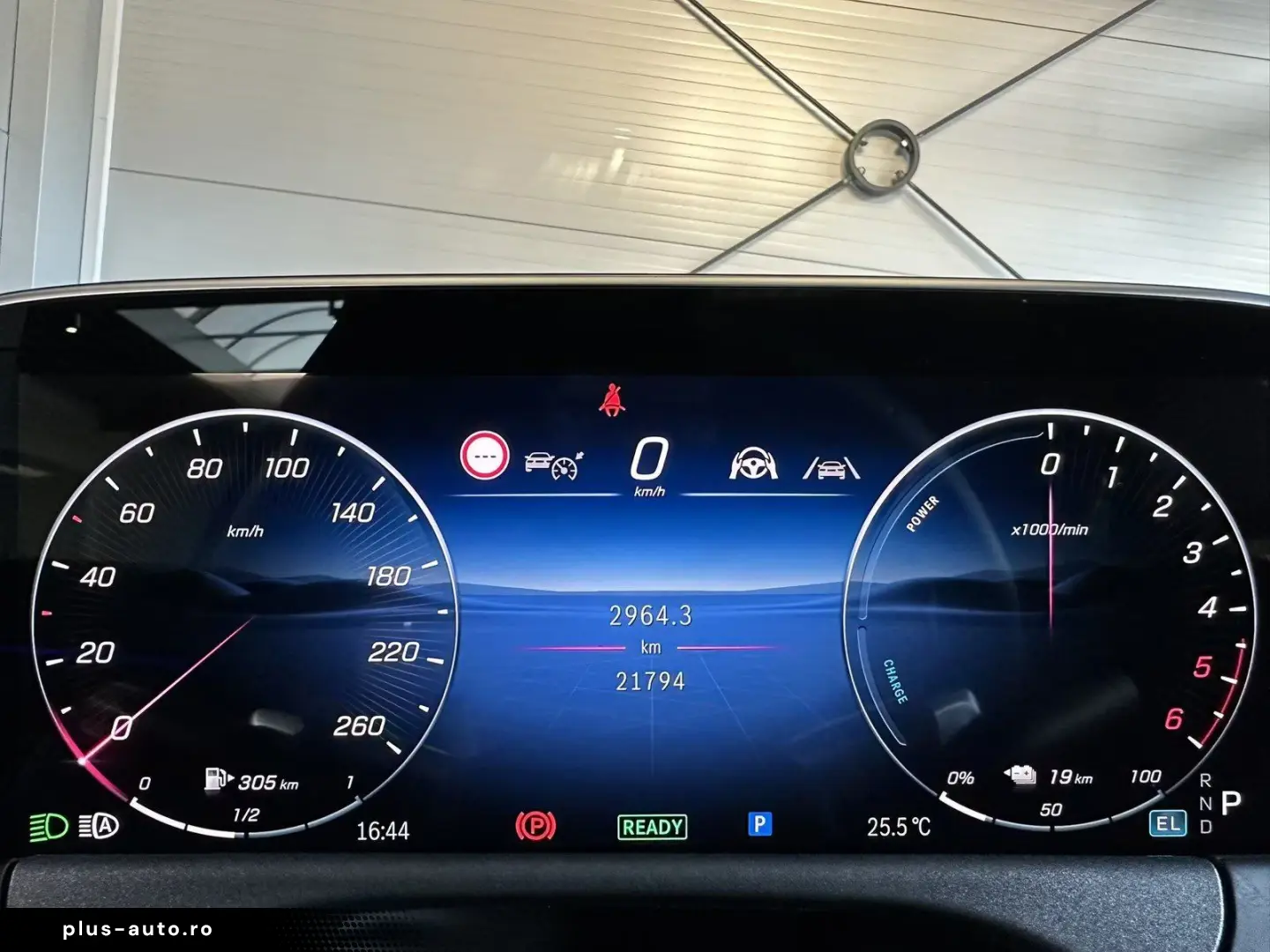 MERCEDES-BENZ E 300 de 4M AMG Premium Pano HUDD