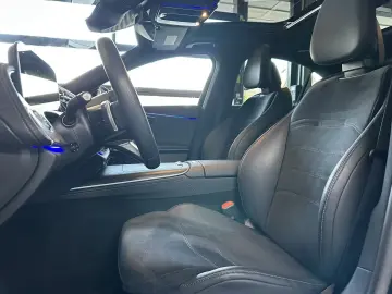 MERCEDES-BENZ E 300 de 4M AMG Premium Pano HUDD