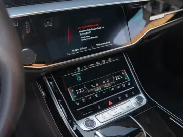 AUDI A8 50 TDI quattro S-Line