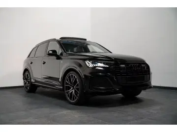 AUDI Q7 50 TDI QU 3x S LINE BLACK 7SITZER B&O