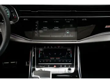 AUDI Q7 50 TDI QU 3x S LINE BLACK 7SITZER B&O