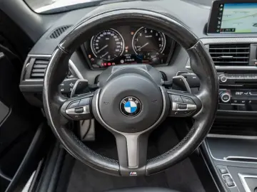 BMW M240i Cabrio FACEL. LED NAVI H K KAMERA SHZ PDC