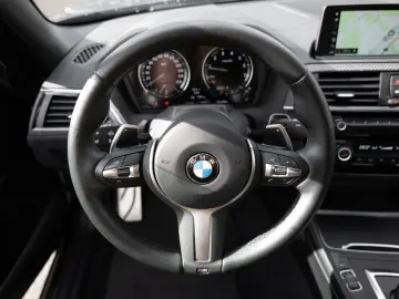 BMW M240i Cabrio xDrive LED NAVI H K KAMERA SHZ PDC