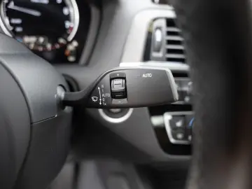 BMW M240i Cabrio xDrive LED NAVI H K KAMERA SHZ PDC