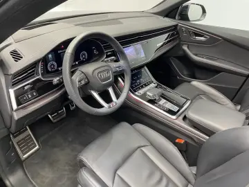 AUDI Q8 quattro S-Line HUD Pano Klima