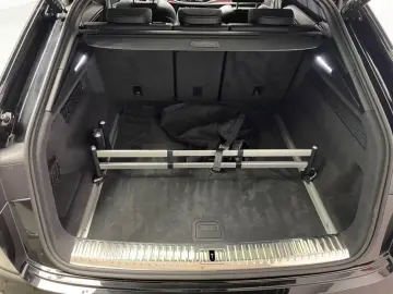 AUDI Q8 quattro S-Line HUD Pano Klima